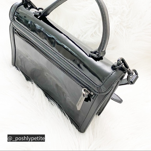 Michael Kors Black Patent Authentic Shoulder Bag - Picture 6 of 16